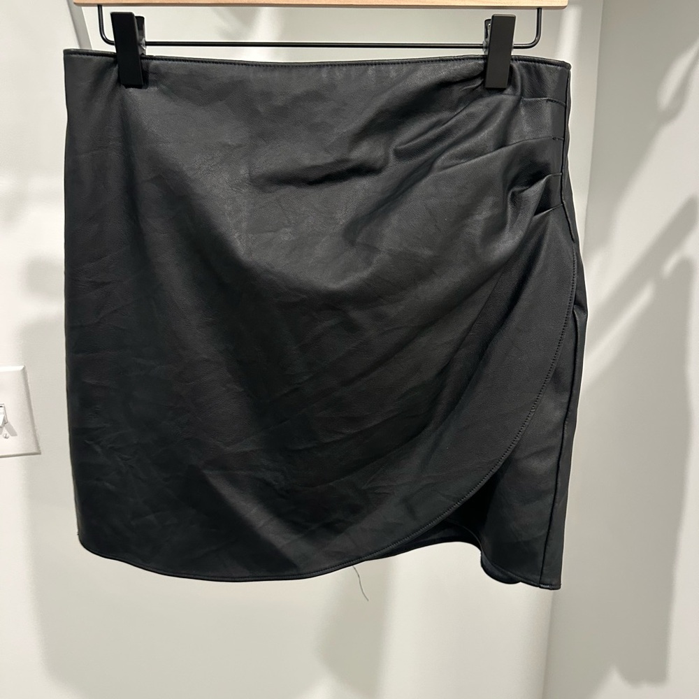 Abercrombie Black leather mini Skirt